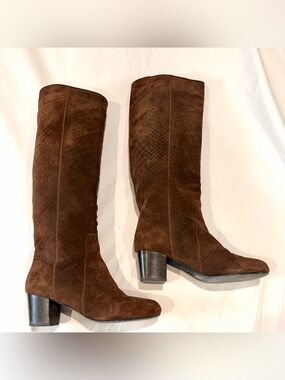 Lanvin Vintage Women's Brown Crocodile Suede Knee-High Boots - size 37